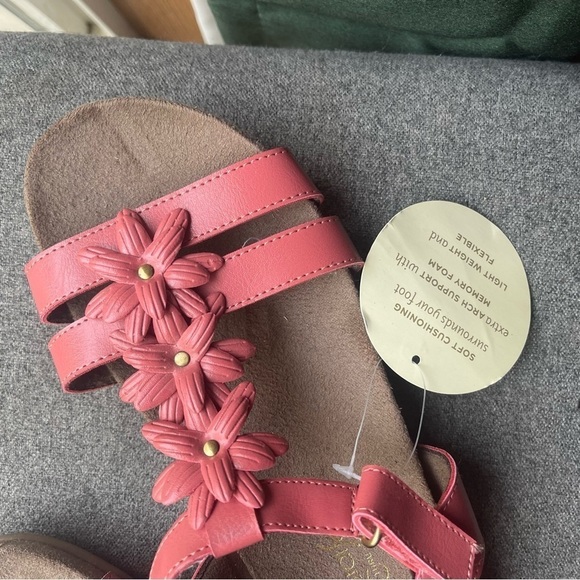 NEW Women’s memory foam sandal - Picture 5 of 8